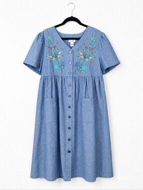 Go Softly Patio Modest Embroidered Chambray Cotton Midi Dress Pockets Medium